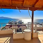 Wave N' Sea * Sarandë