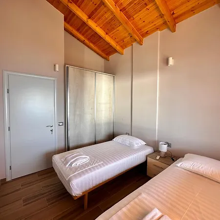 Wave N' Sea Apartment *