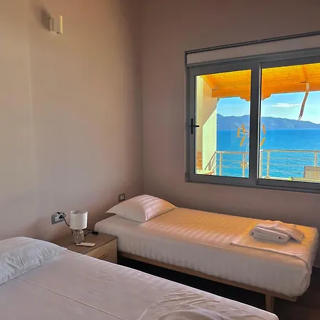 Apartment Wave N' Sea