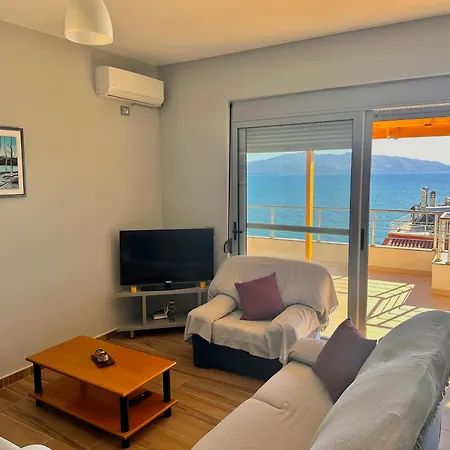 Wave N' Sea Apartment Sarande