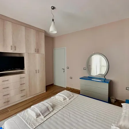 Wave N' Sea Apartment *