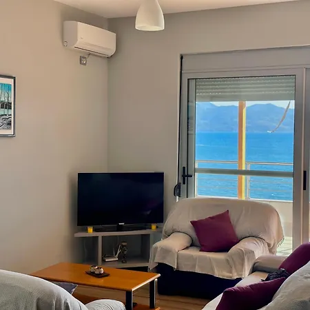 Wave N' Sea Apartment Sarande